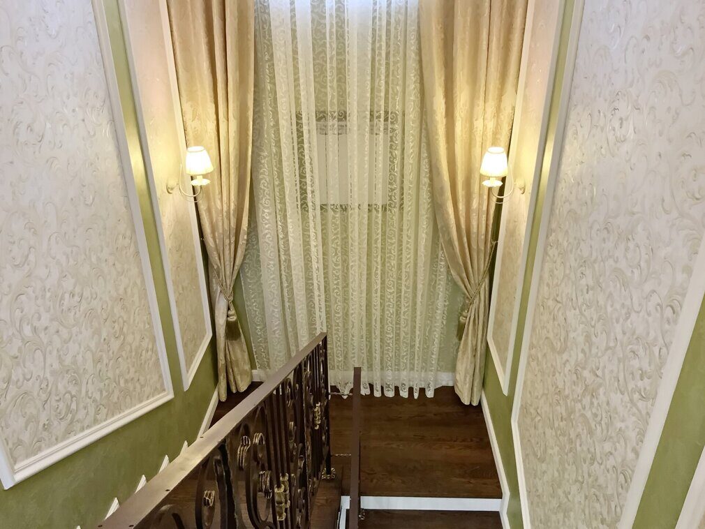 Фото 208. Шторы на лестницу частный дом в Брянске.